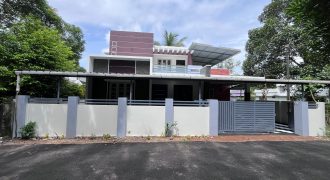 Residential House for Sale Located on the east side of Thampakachuvadu, Alappuzha,