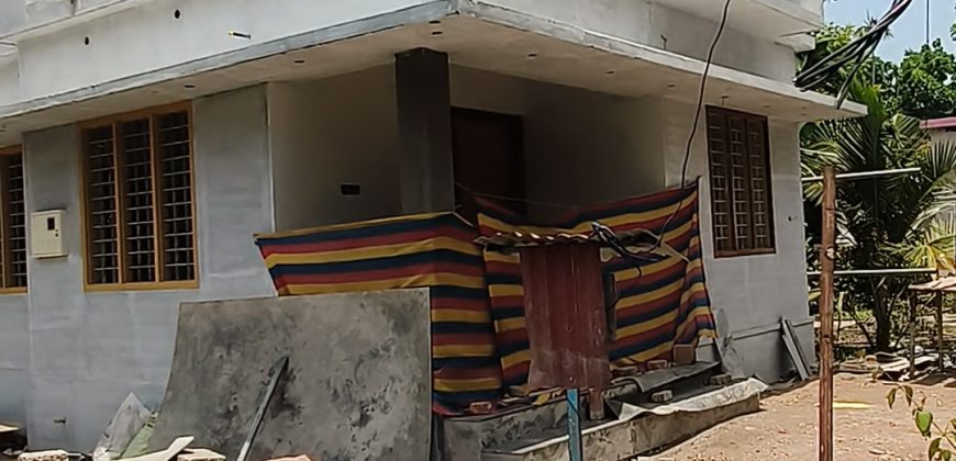 New House for Sale in Alappuzha ( Veliyakulam)