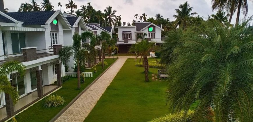 Water frontage house for sale in Ernakulam