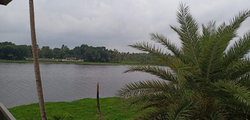 Water frontage house for sale in Ernakulam